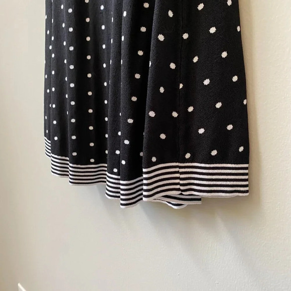 NWOT HYPR Women's Size M/L Knit Polka Dot Fit and Flare Sleeveless Dress Black - Picture 14 of 16